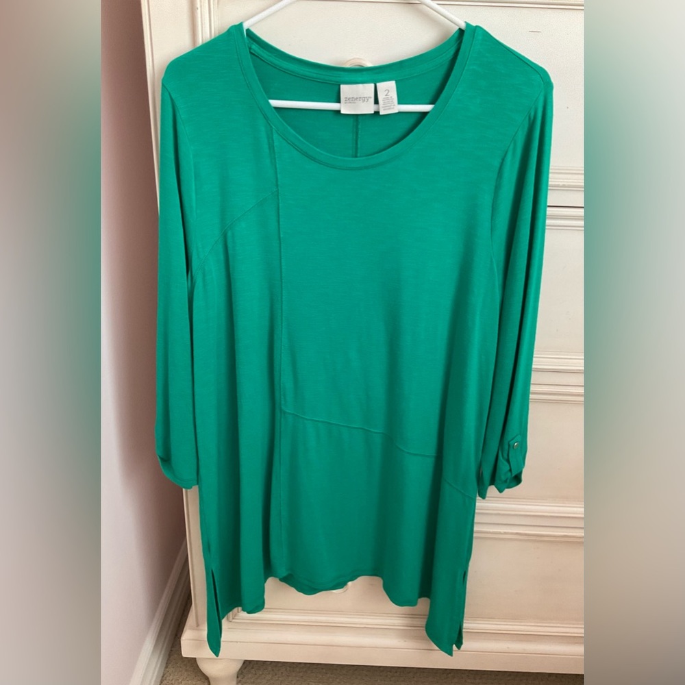 Zenergy by Chicos Seam Detail Asymmetrical Tunic Long sleeve Top Green Sz 2